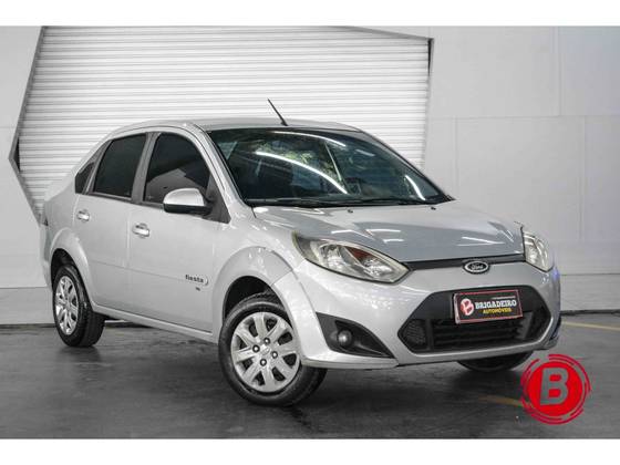 FORD FIESTA 1.6 SE SEDAN 16V FLEX 4P MANUAL